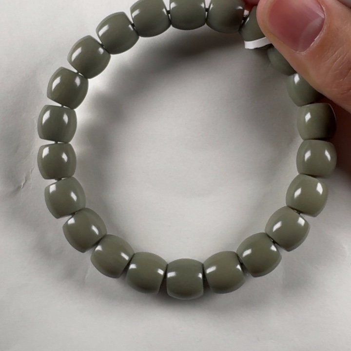 和田玉手链未镶嵌刘*毛