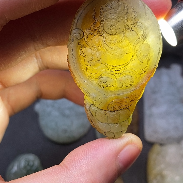 定制翡翠未镶嵌缅甸天然翡翠A货