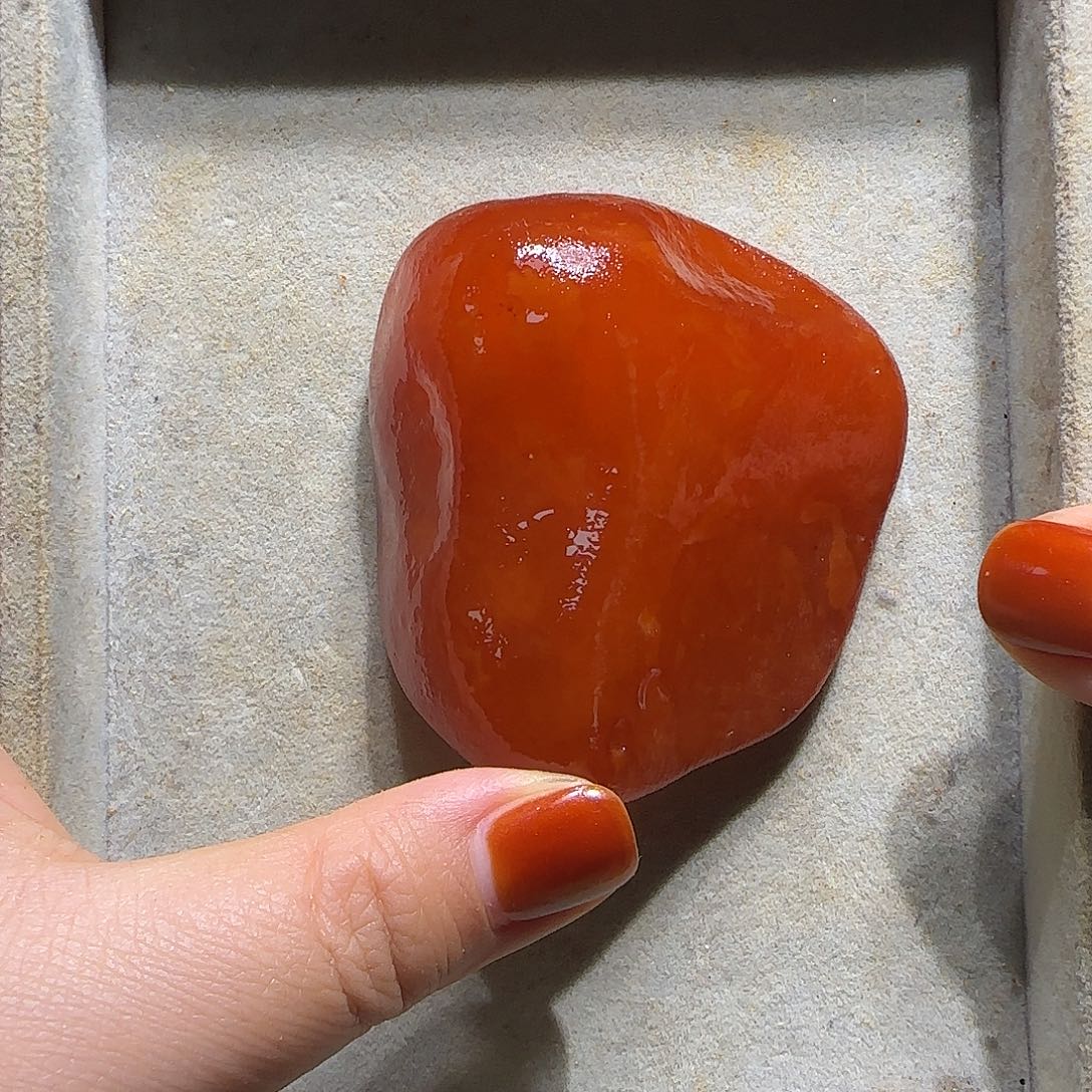 定制琥珀未镶嵌定制