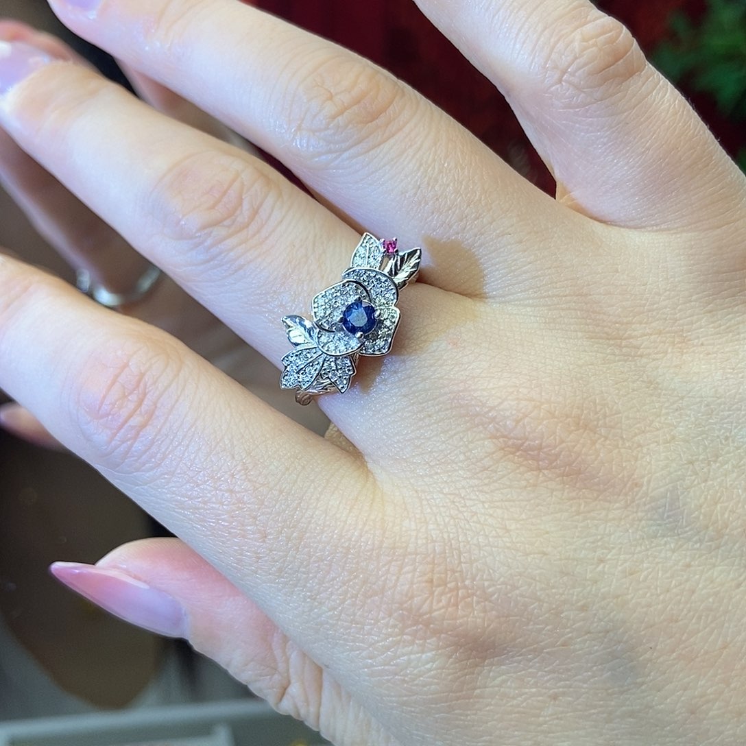 蓝宝石戒指，14K金镶嵌