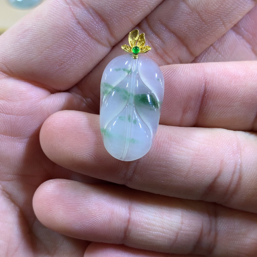 翡翠18K金镶嵌手串