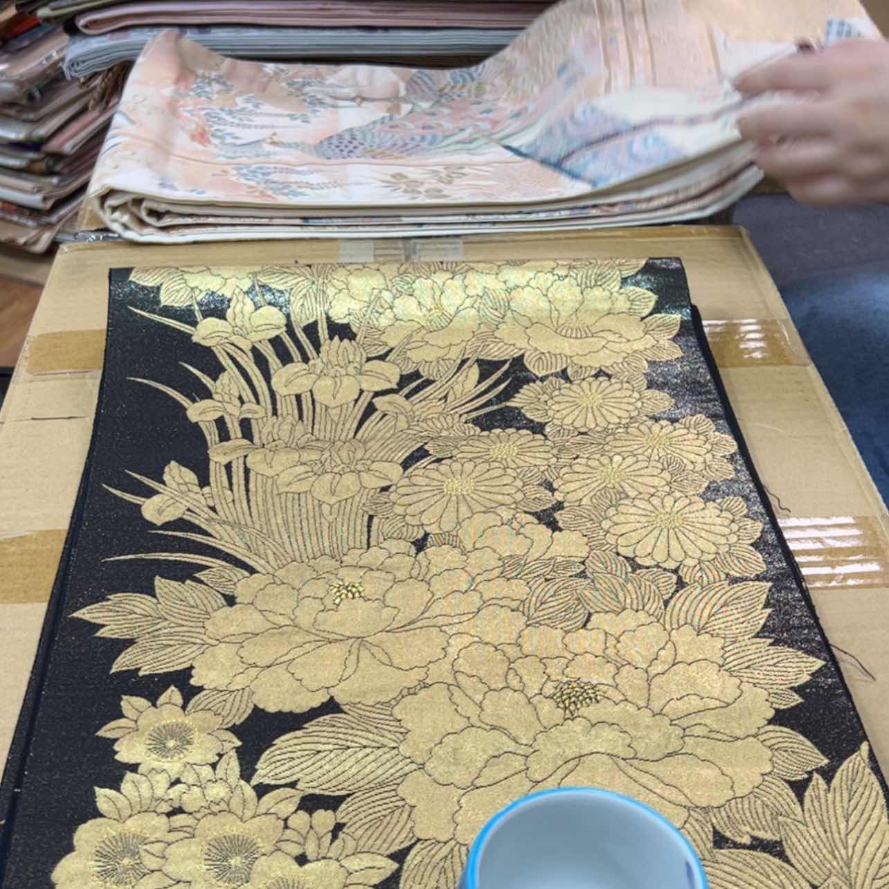 【闪购商品】蜜****ง陶瓷马克杯带盖勺