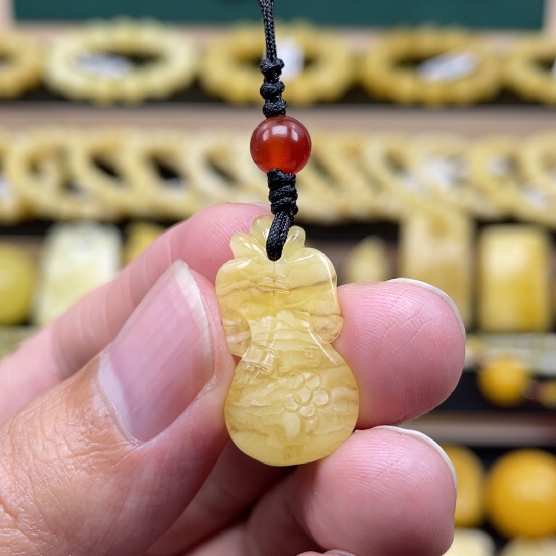 琥珀裸石未镶嵌琥珀蜜蜡