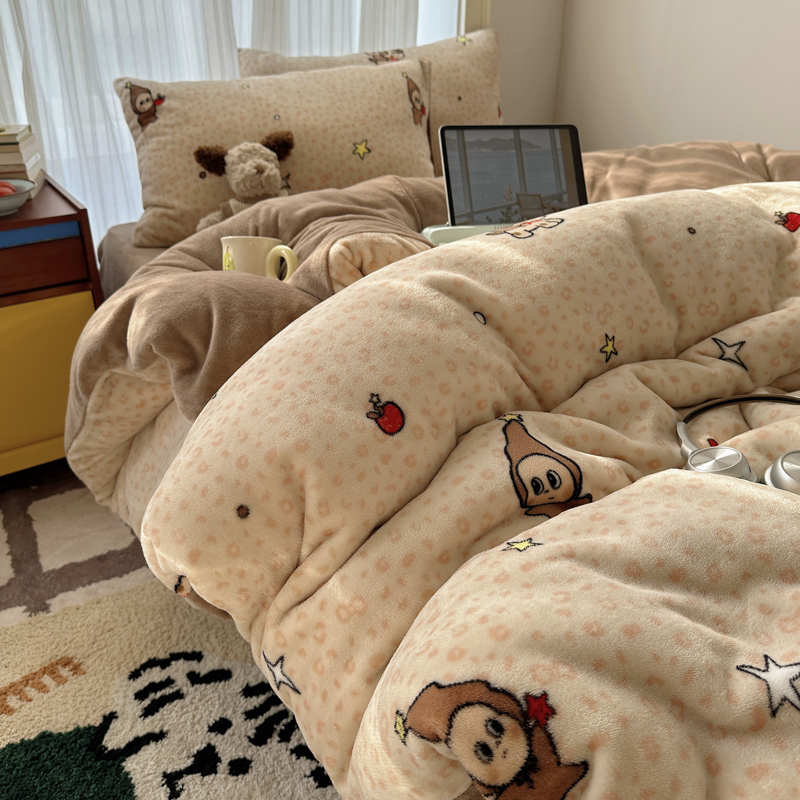 冬季加厚可爱星星人牛奶绒四件套珊瑚法兰绒双面加绒被套儿童三件