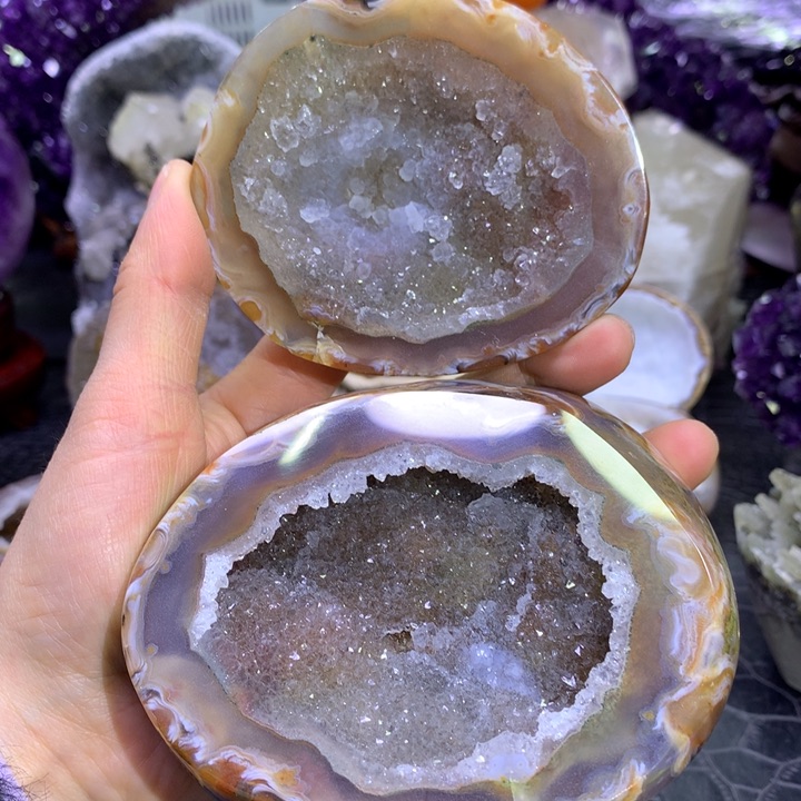 水晶福利彩晶盆未镶嵌