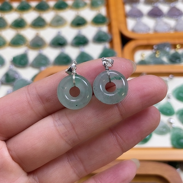 石英质玉未镶嵌颈饰12346