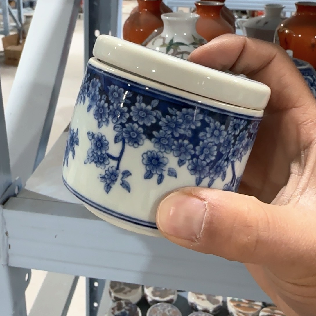 瓷片瓷器是在古阿撸铁之后发现自己