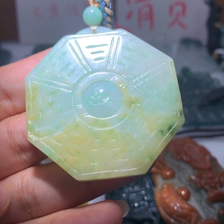 翡翠颈饰未镶嵌保真天然A货翡翠