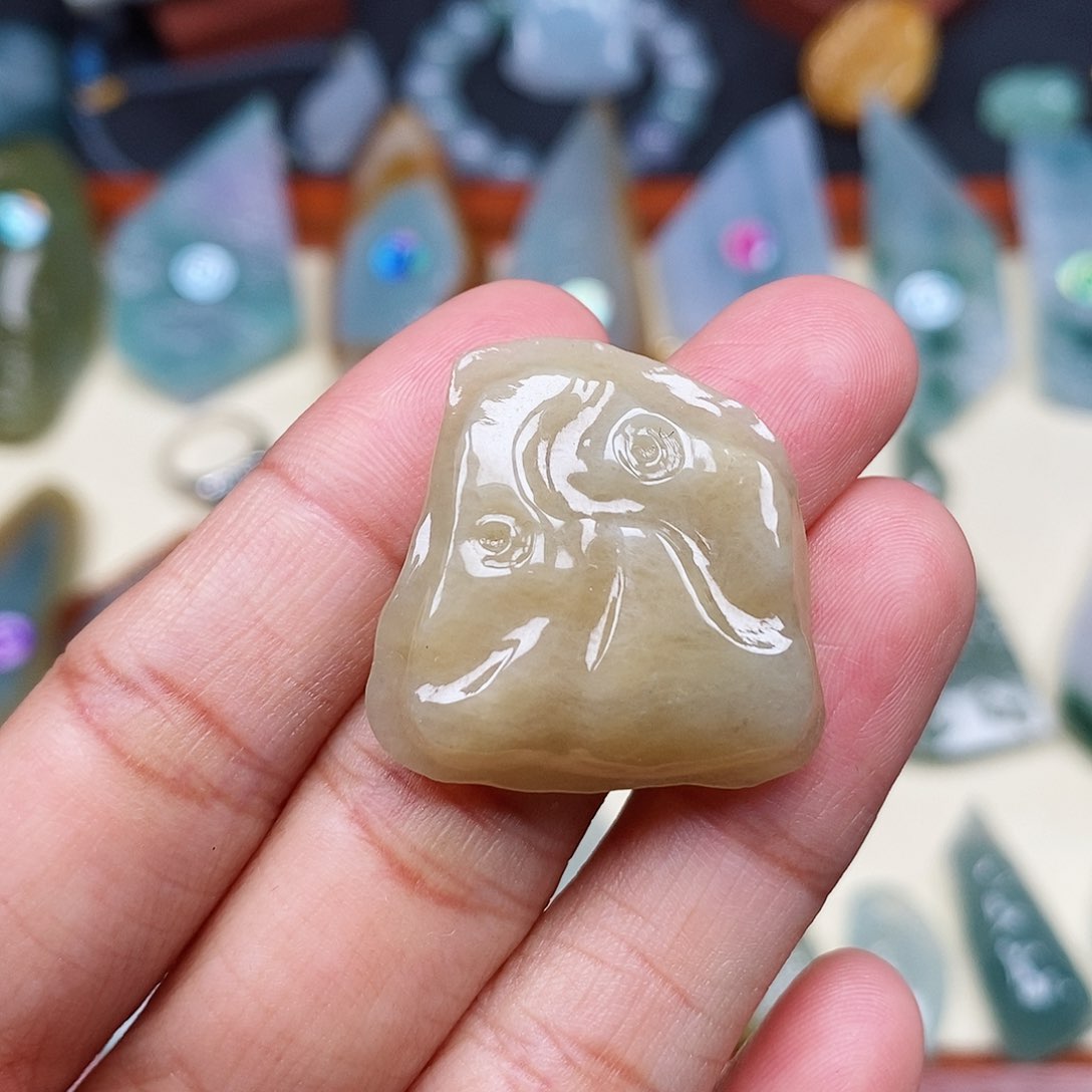 颈饰未镶嵌翡翠翡翠