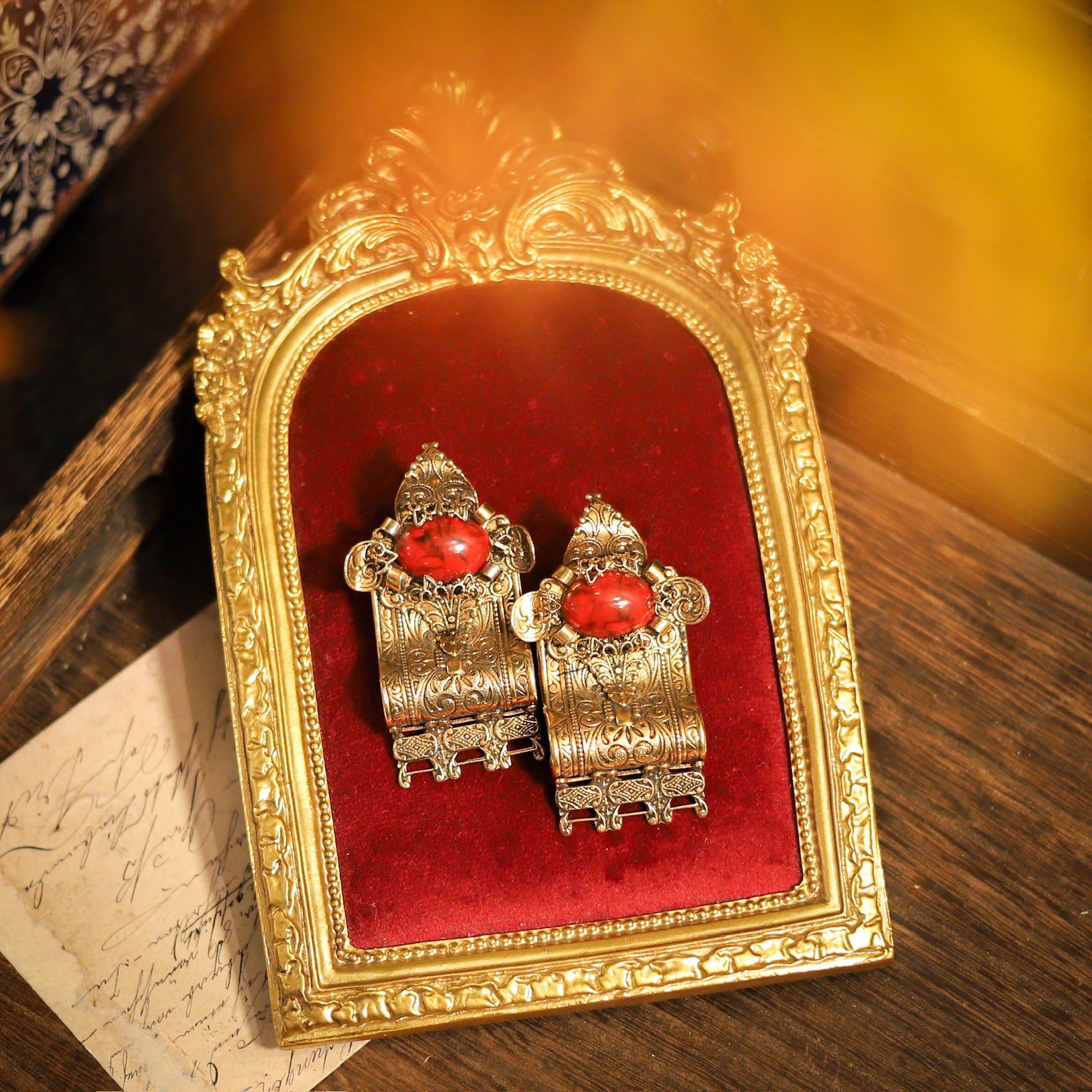 合金仿珍珠耳饰 法产 金色极繁主义耳饰  复古法式轻奢