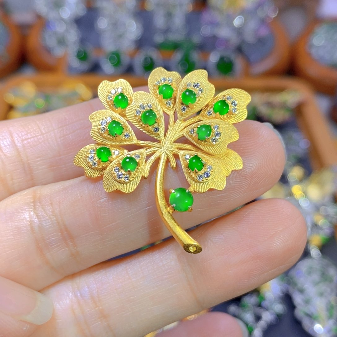 翡翠颈饰银S925镶嵌天然翡翠