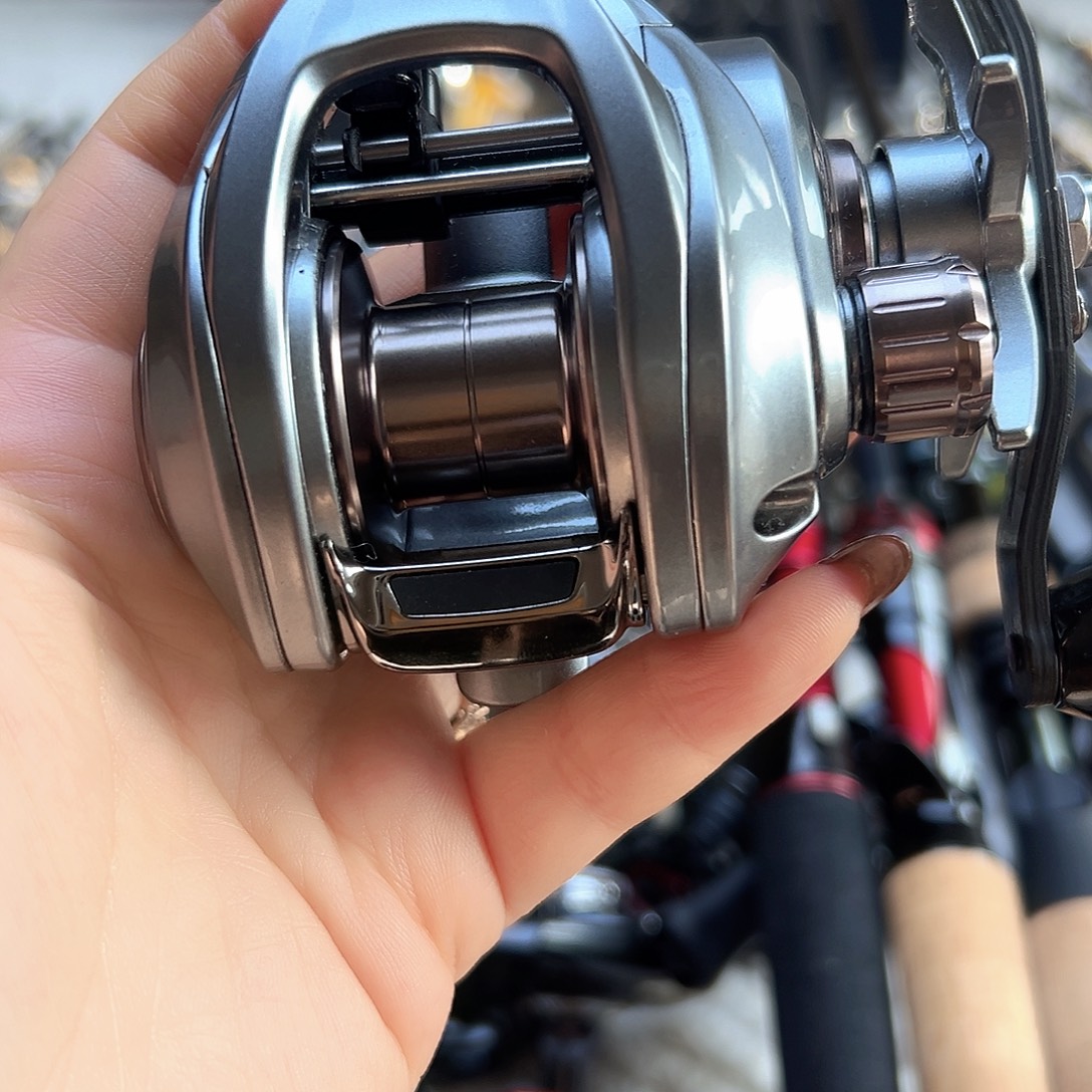 碳素3.8m反映打黑轮子