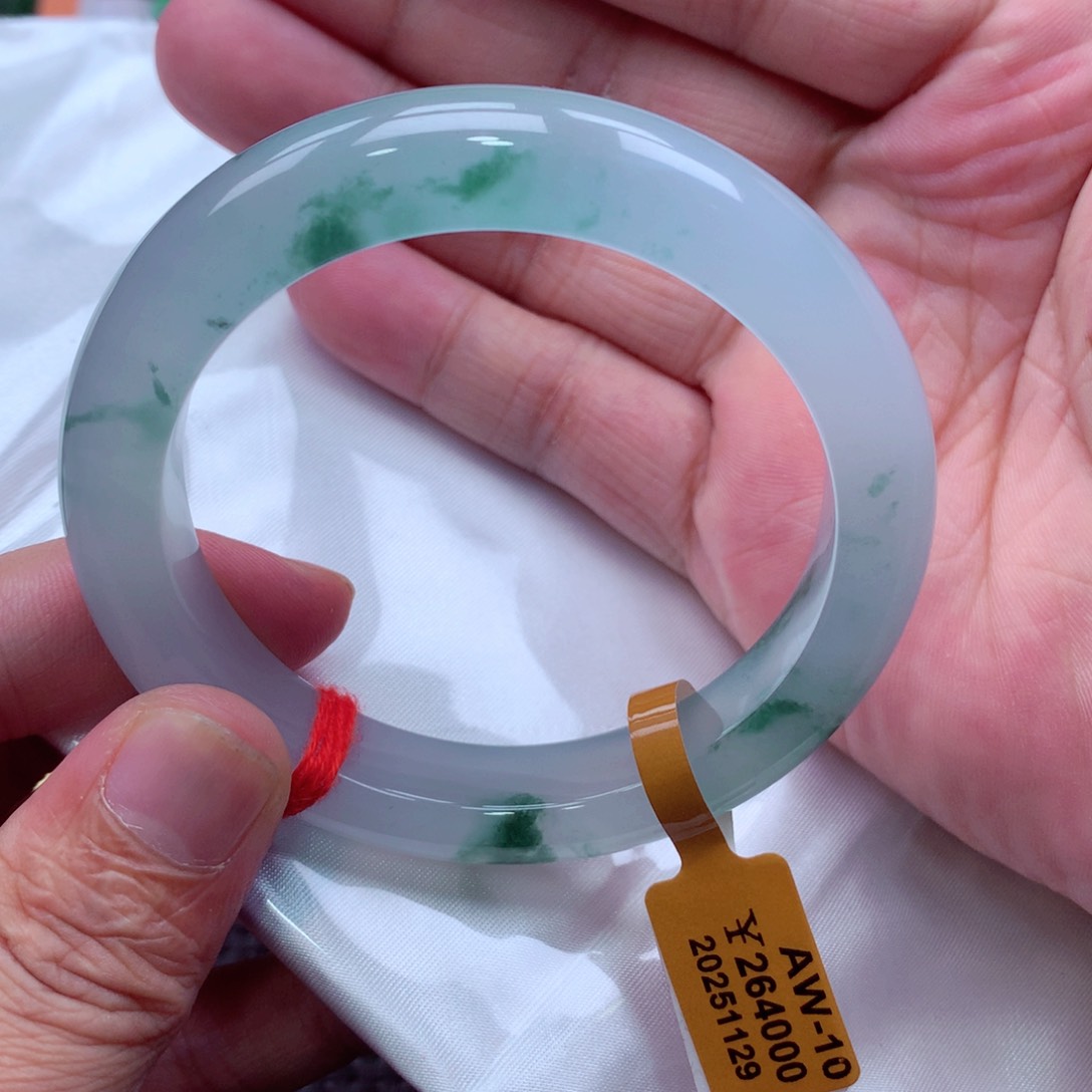 未镶嵌手镯翡翠翡翠