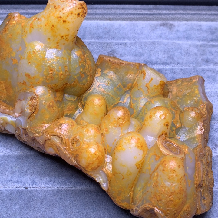 孤***人玛瑙/玉髓未镶嵌裸石