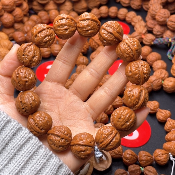 文玩核桃吊坠吞金兽