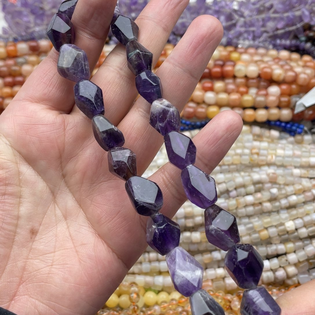 玛瑙/玉髓珠宝半成品未镶嵌一条装11mm左右紫水钻切