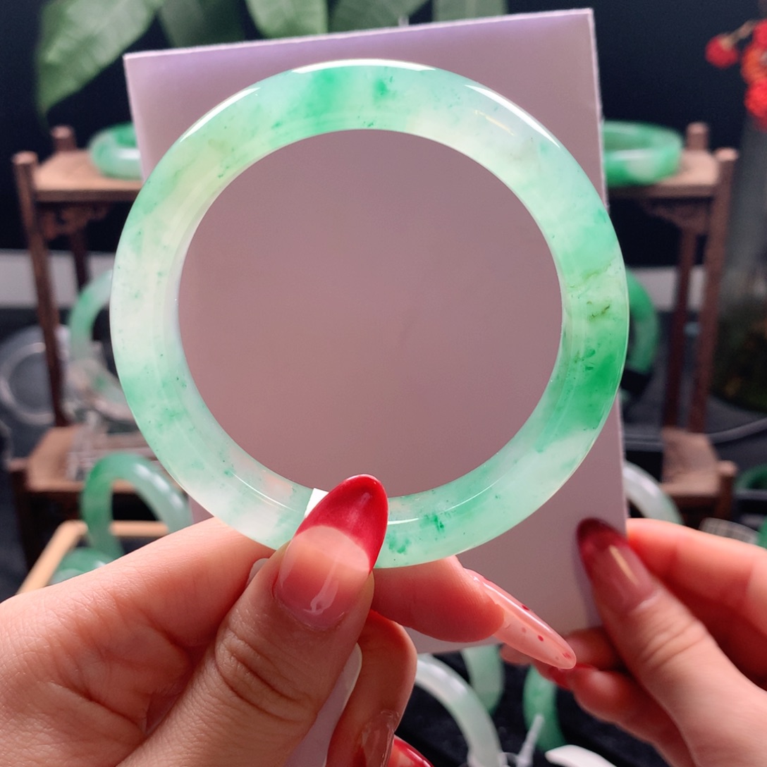 石英质玉手镯56未镶嵌