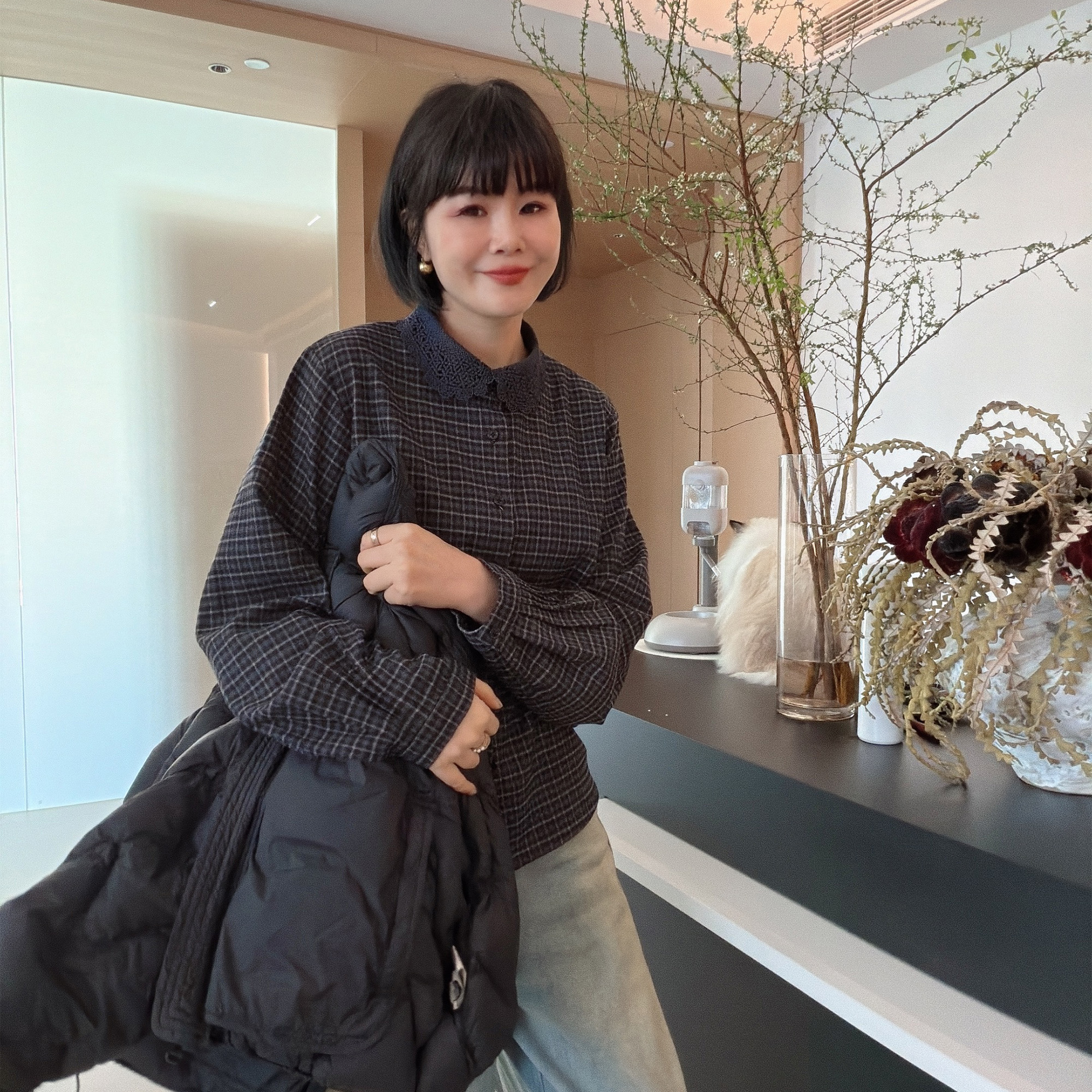 秋冬新款小众设计感极简百搭翻领格纹长袖衬衫