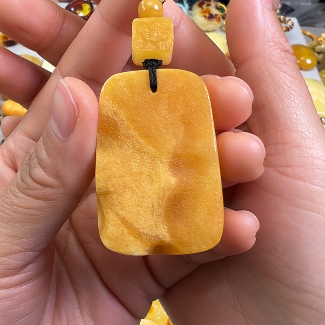 蜜蜡裸石未镶嵌聪**i蜜蜡