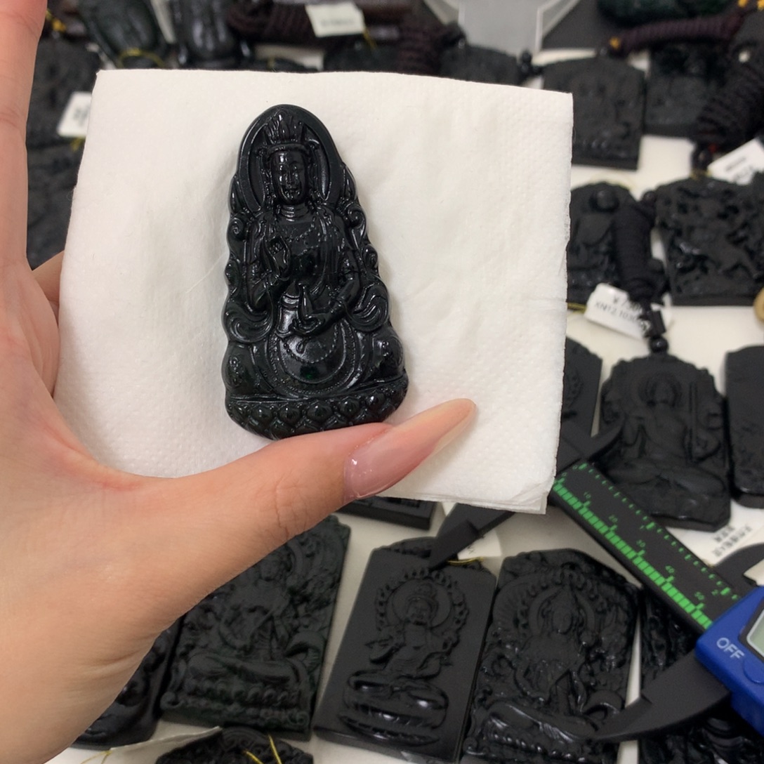黑***K天然缅甸a货钢琴黑挂件