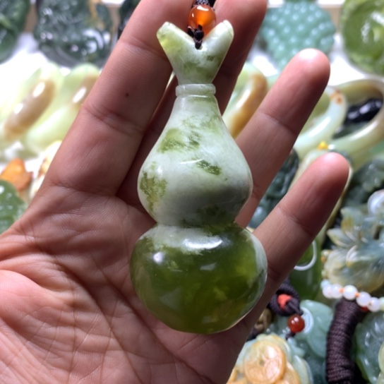 蛇纹石玉岫玉手把件未镶嵌