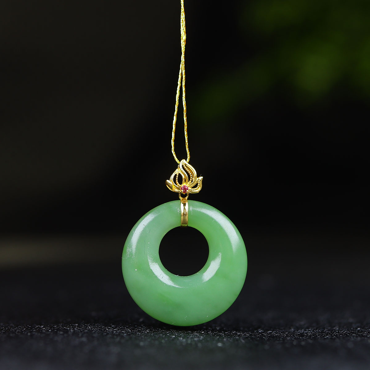 112129和田玉碧玉公主扣挂件