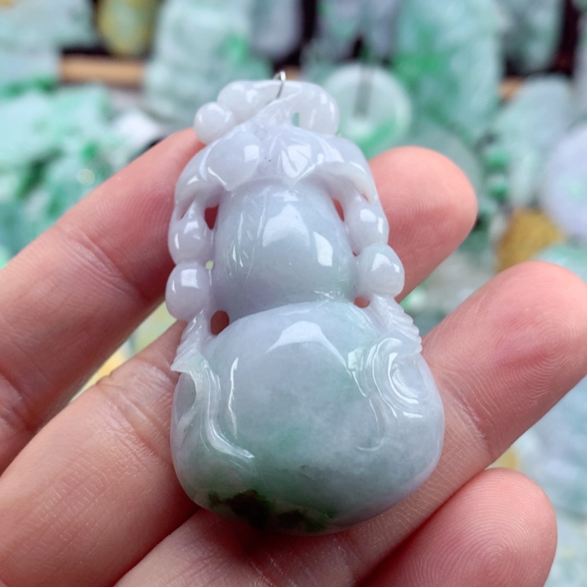 【闪购商品】翡翠吊坠(不含链)未镶嵌