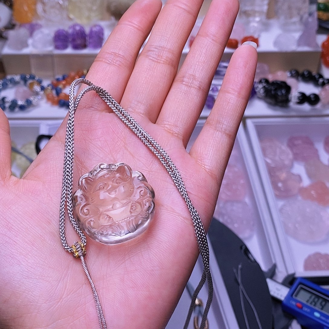 水晶颈饰未镶嵌挖***?一套