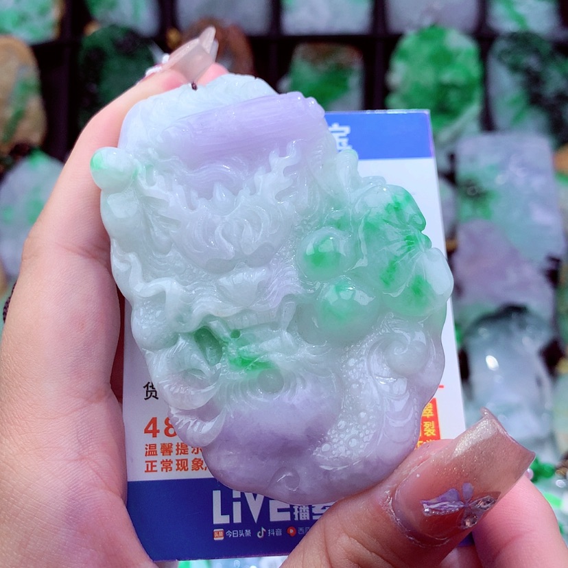 【闪购商品】翡翠颈饰未镶嵌挂件