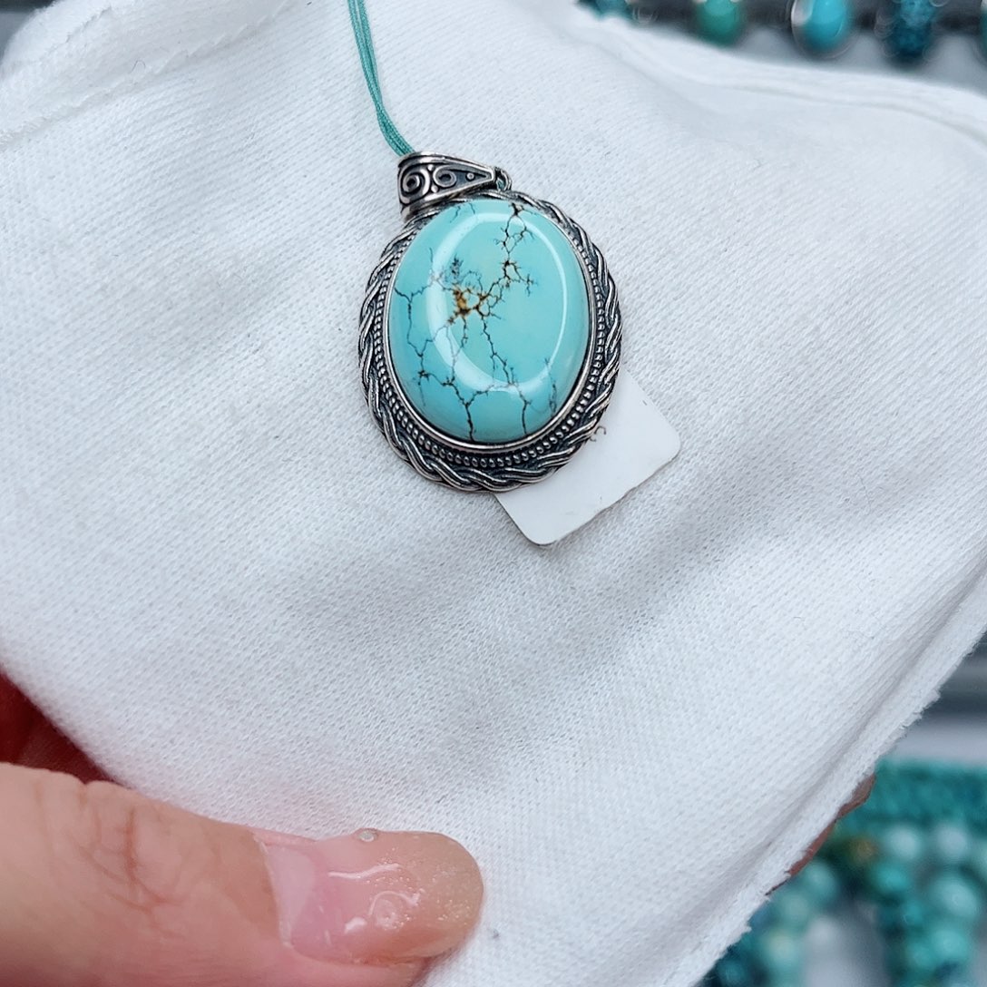 绿松石绿松石未镶嵌