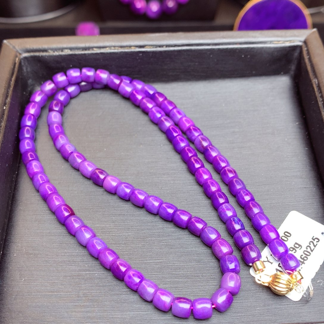 18K金镶嵌苏纪石（舒俱来）项链