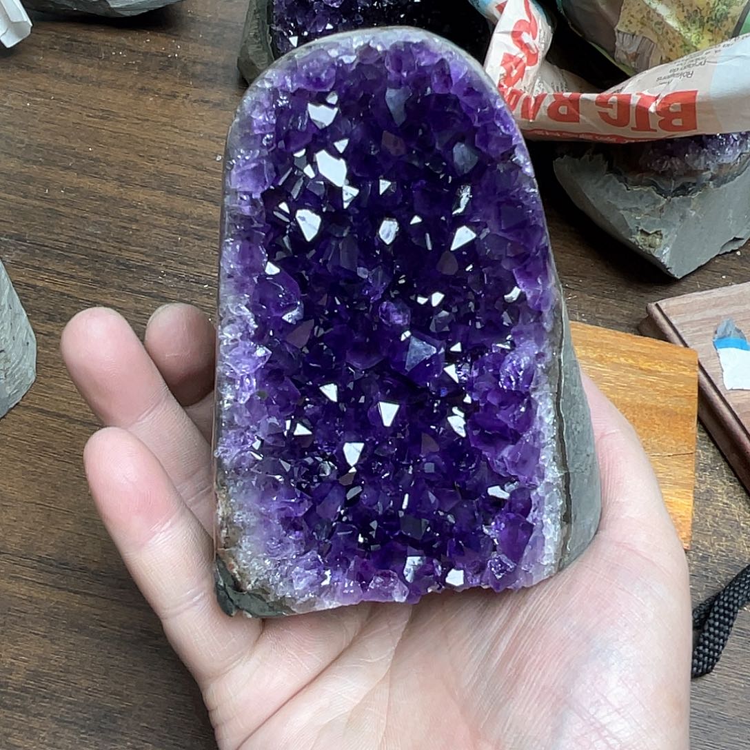 紫晶大型摆件（非配饰）未镶嵌