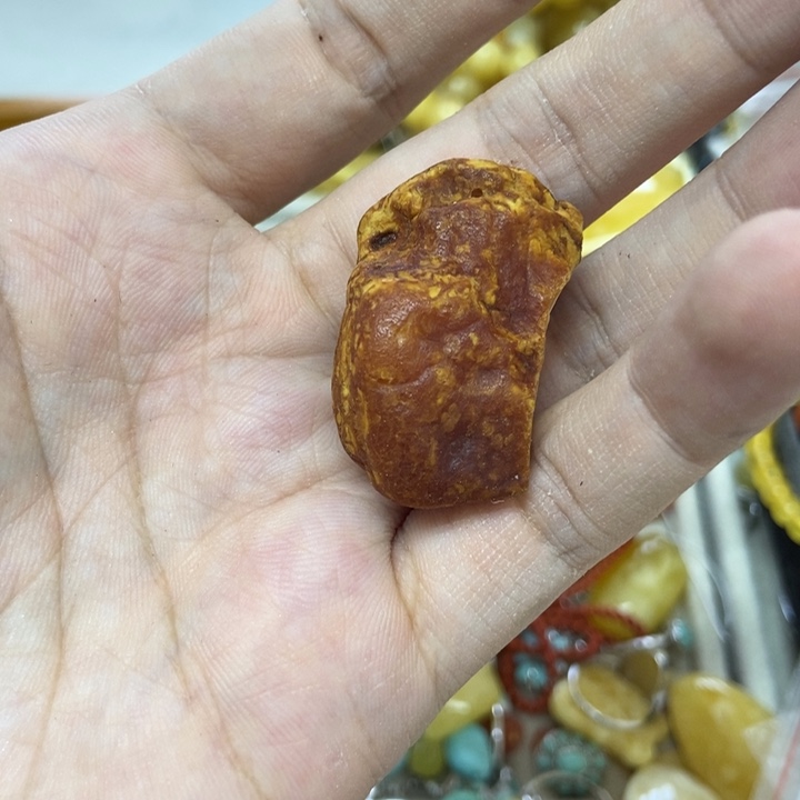 未镶嵌蜜蜡裸石吊坠