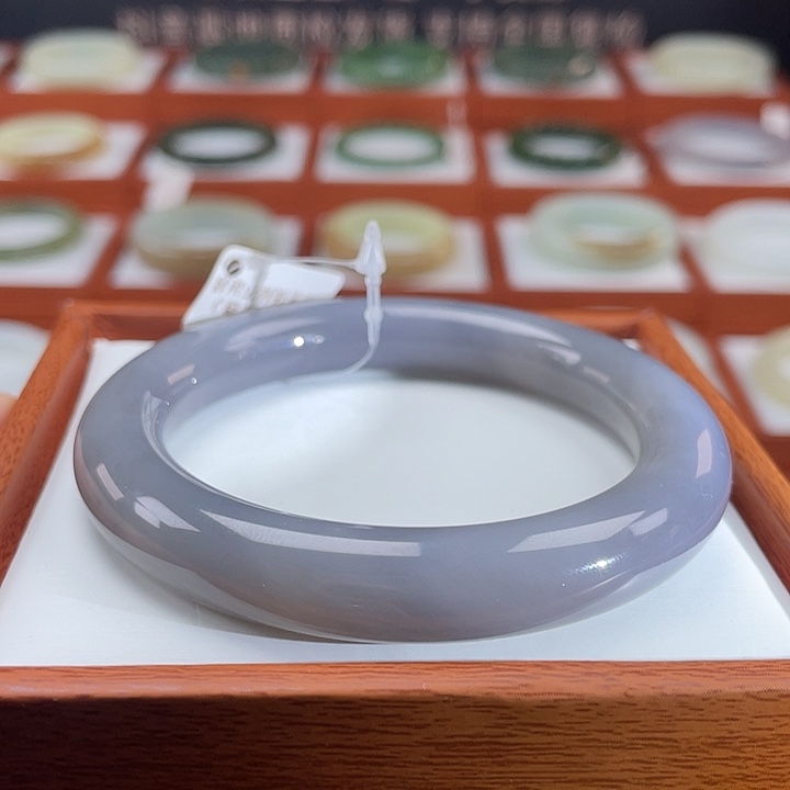 和田玉手镯（圆镯）未镶嵌烟紫