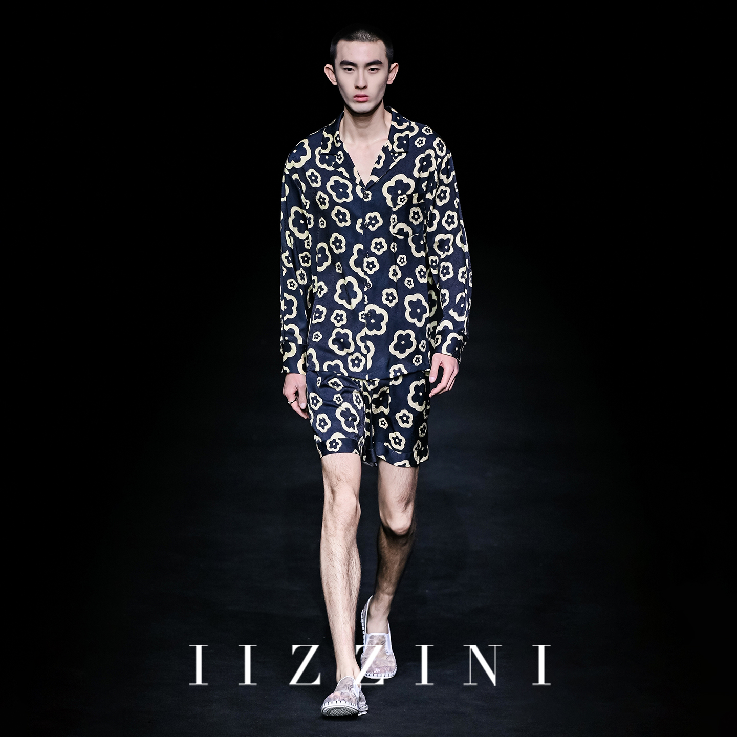 IIZZINI【秀场款】原创睡衣男长袖春夏季人丝含笑花奢华时装套装