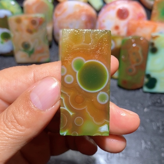 石英质玉珠宝半成品未镶嵌一**猫