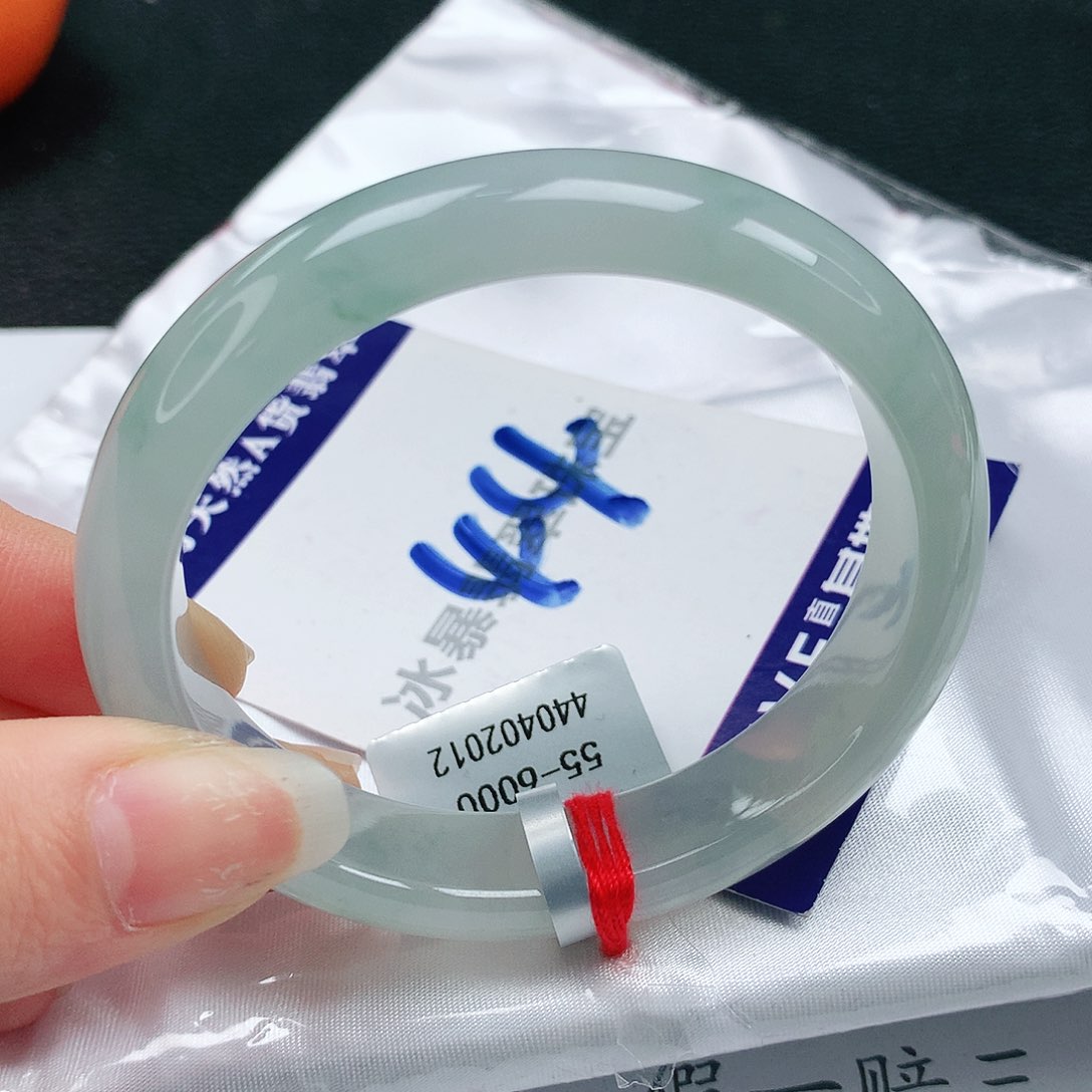 翡翠手镯未镶嵌缅甸天然a货翡翠