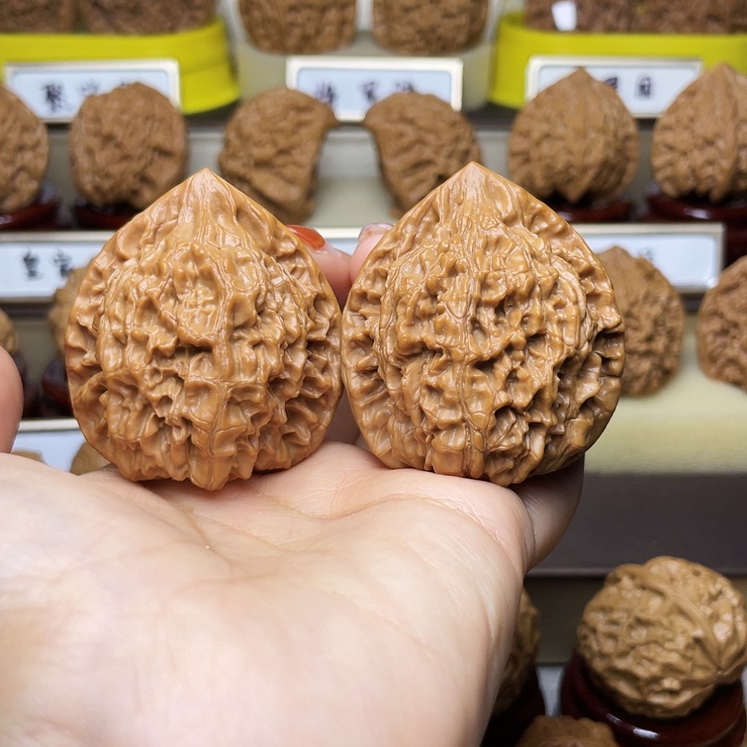 把件文玩核桃官帽44左右