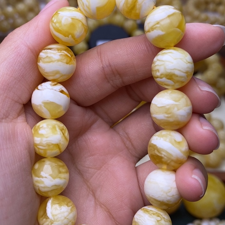 琥珀未镶嵌裸石30葵