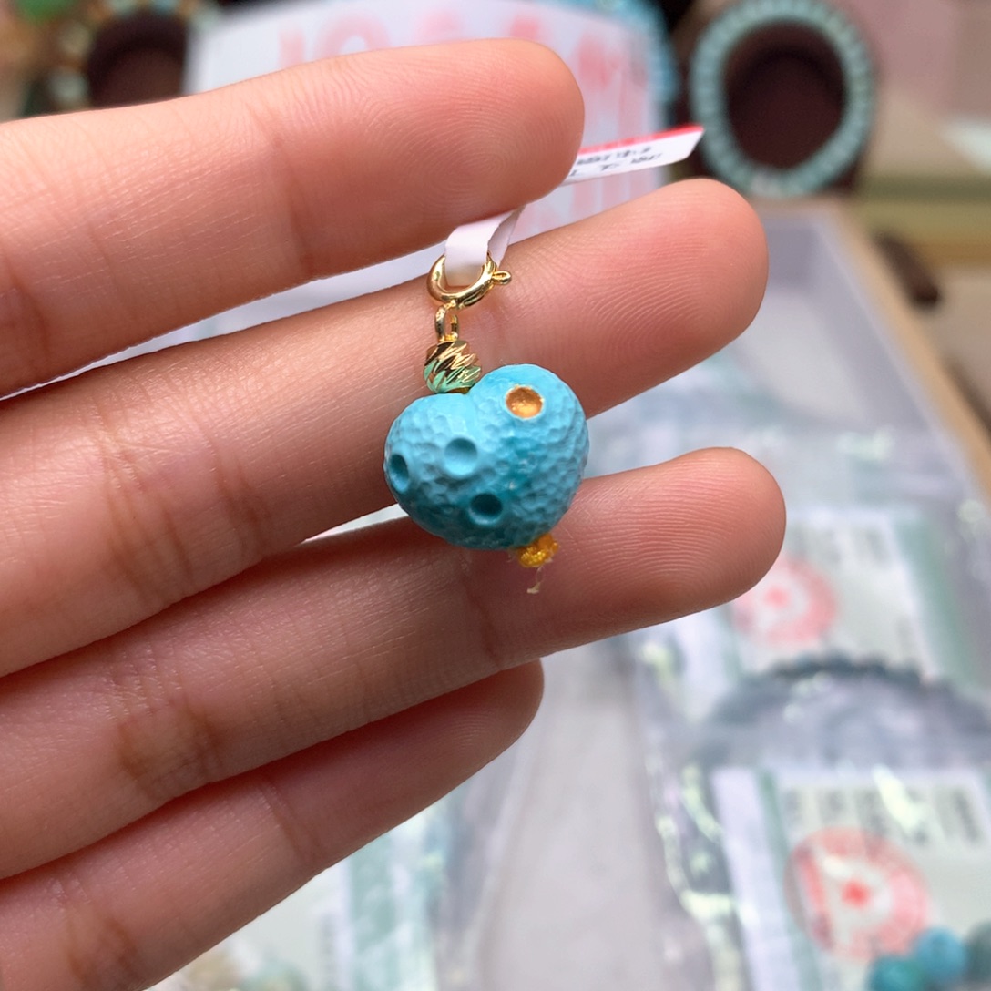 绿松石配饰未镶嵌