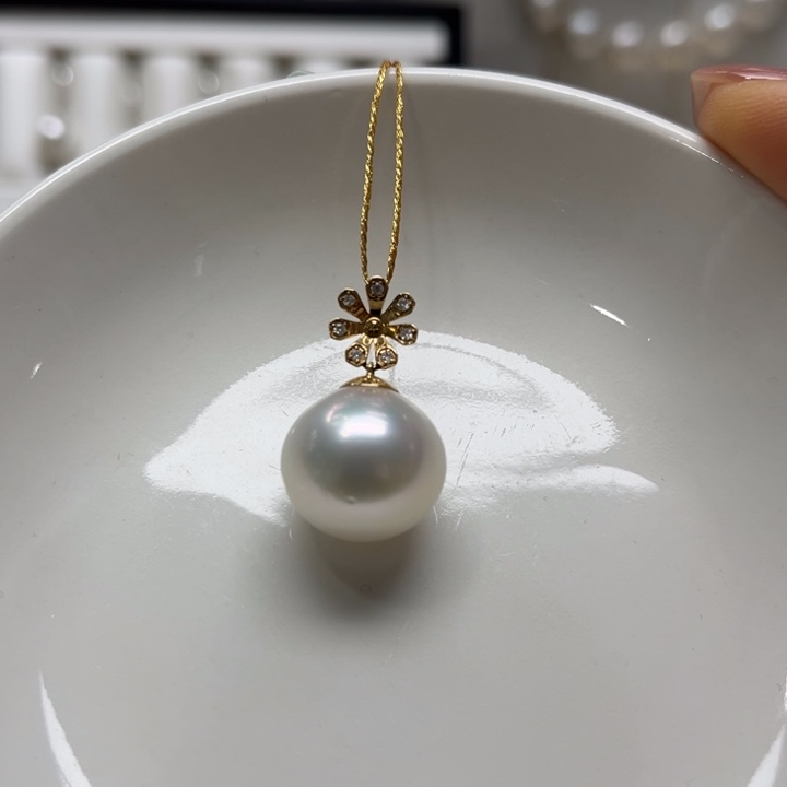 海水珍珠吊坠(不含链)18K金镶嵌14-15mm