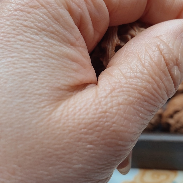 @***文玩核桃手串盘山