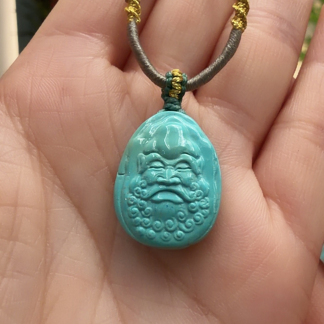 绿松石未镶嵌颈饰