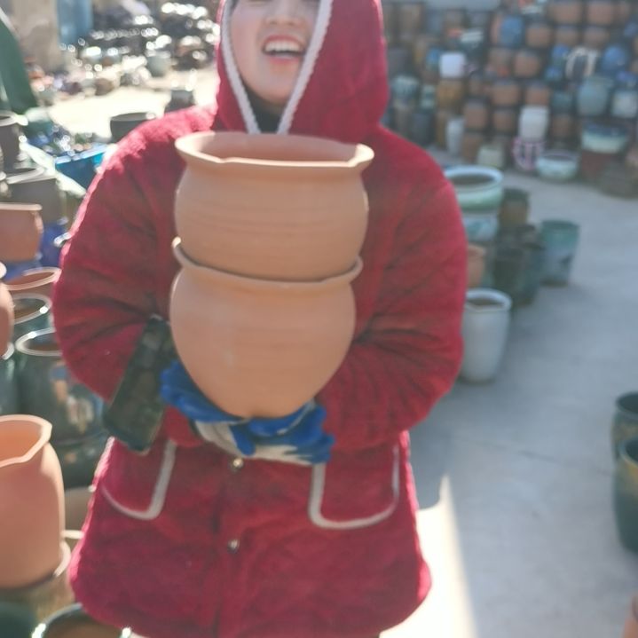 红陶口20高17两个盆子