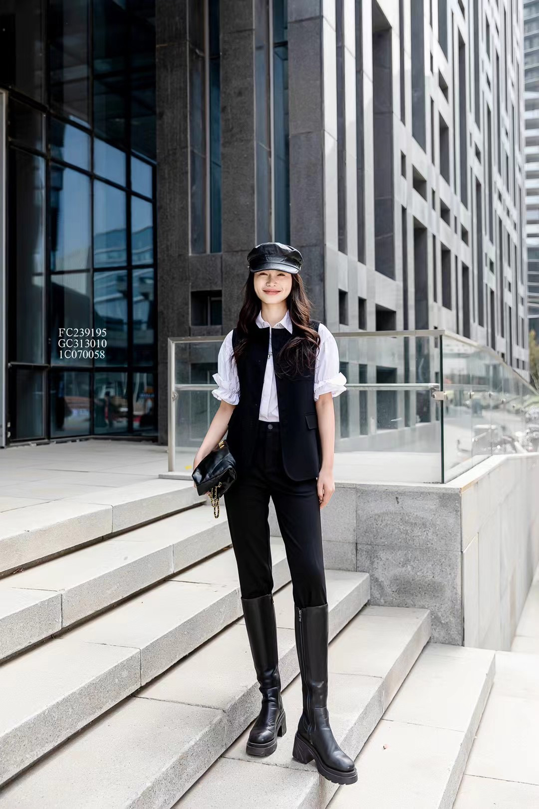 浩洋国际圆领显瘦马甲