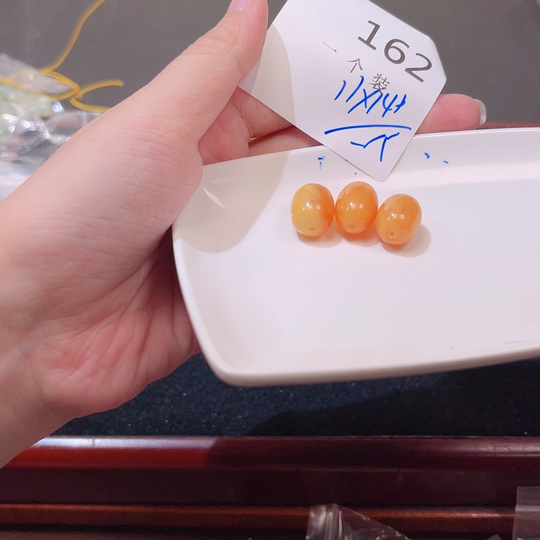 未镶嵌水晶珠宝半成品162 。      