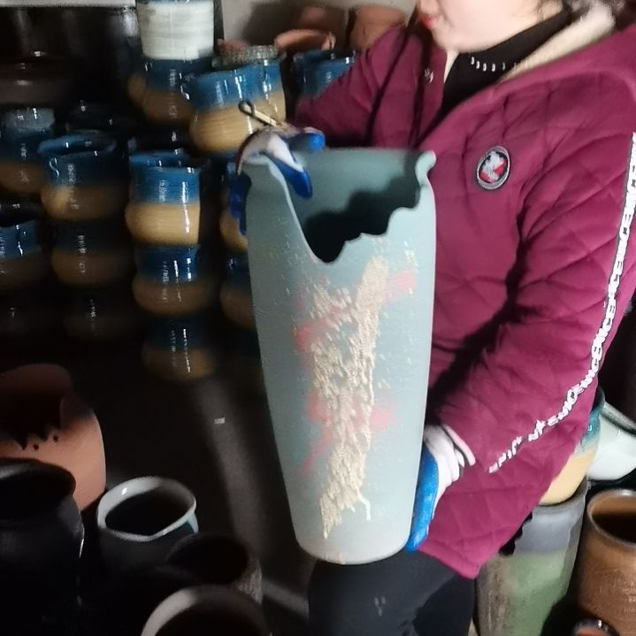 红陶口20高45瑕疵