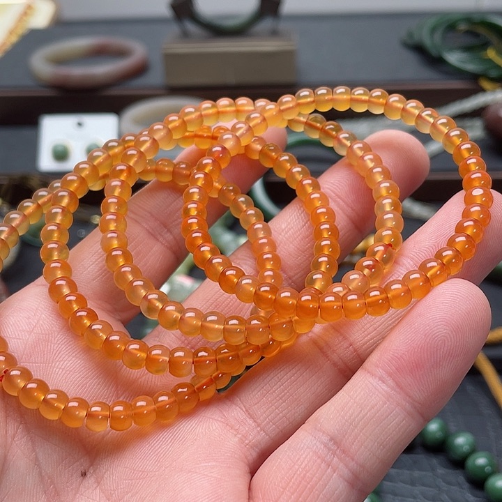 南红玛瑙手串未镶嵌