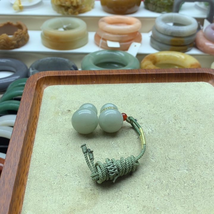 石英质玉Zzzzzzzzzz未镶嵌