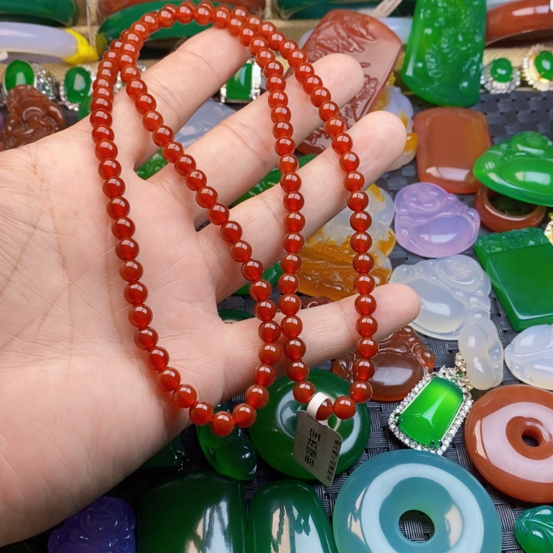 玛瑙/玉髓颈饰未镶嵌二**?